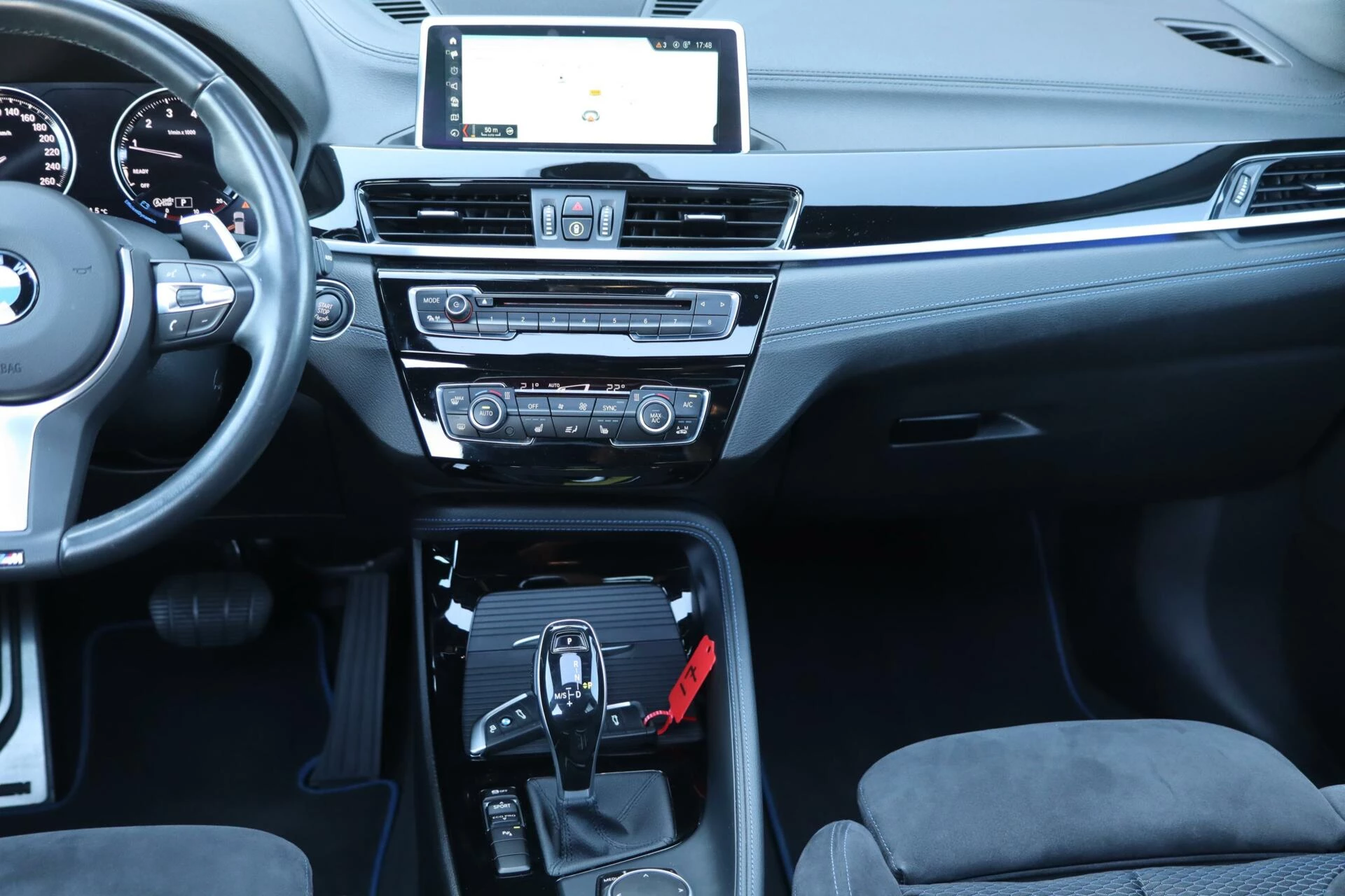 Hoofdafbeelding BMW X2