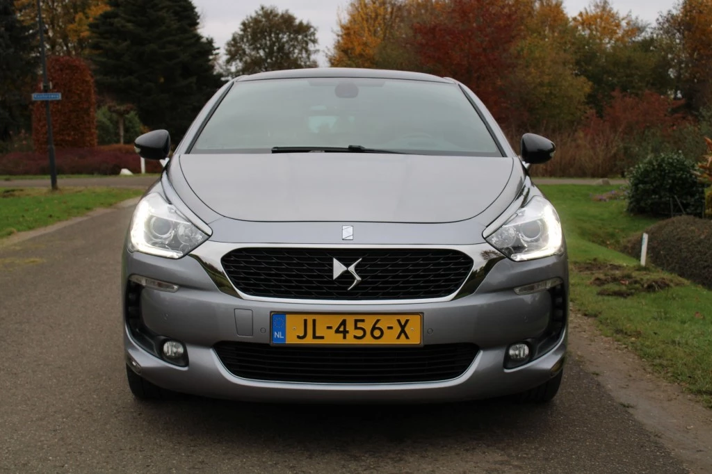 Hoofdafbeelding DS DS 5