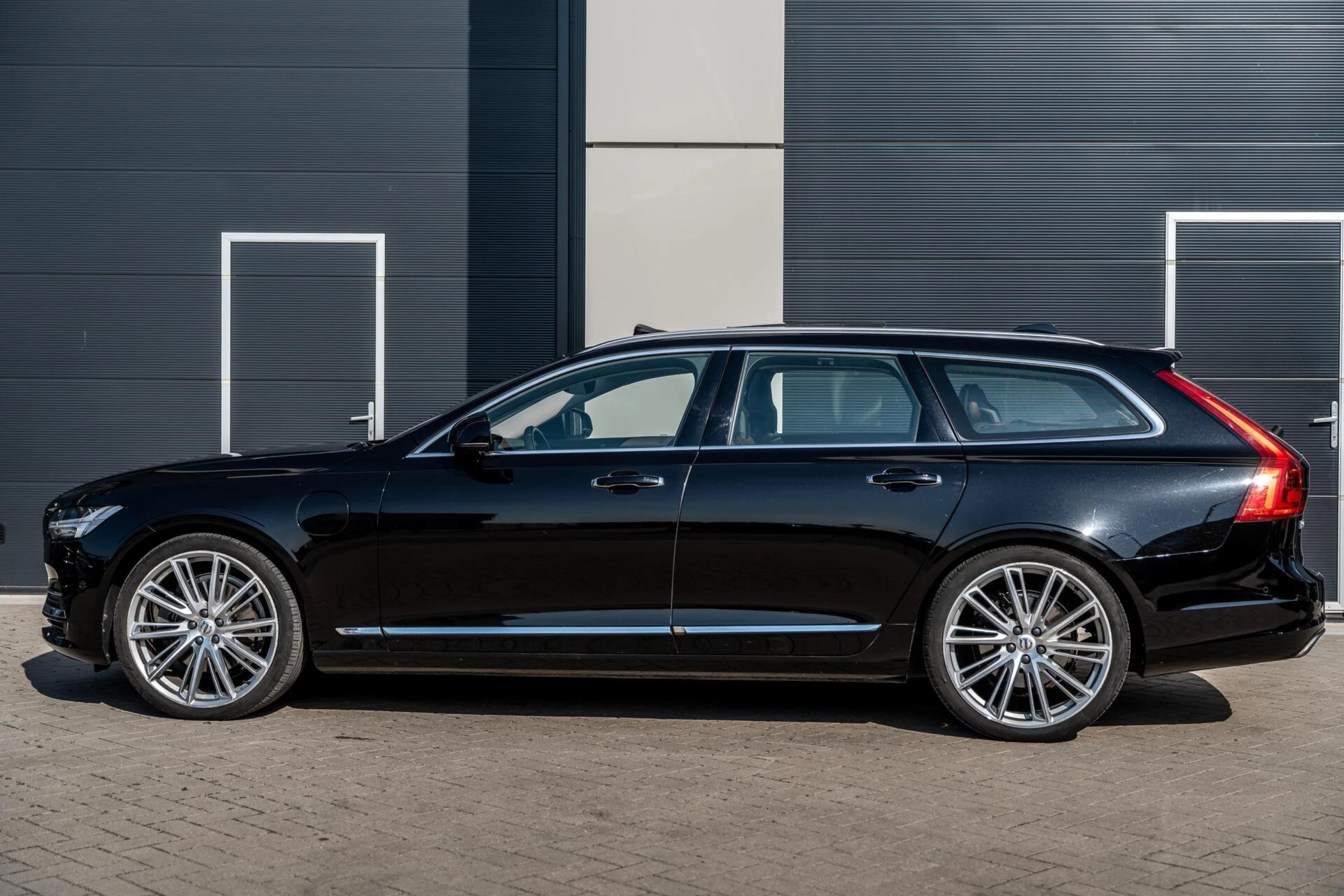 Hoofdafbeelding Volvo V90