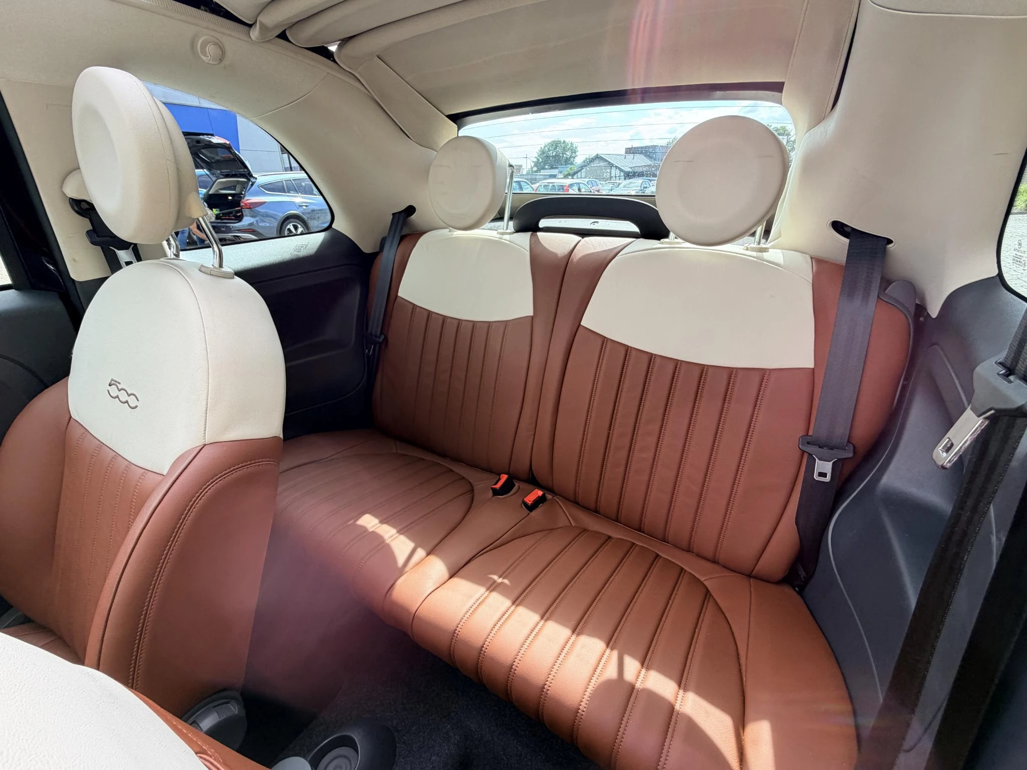 Hoofdafbeelding Fiat 500C