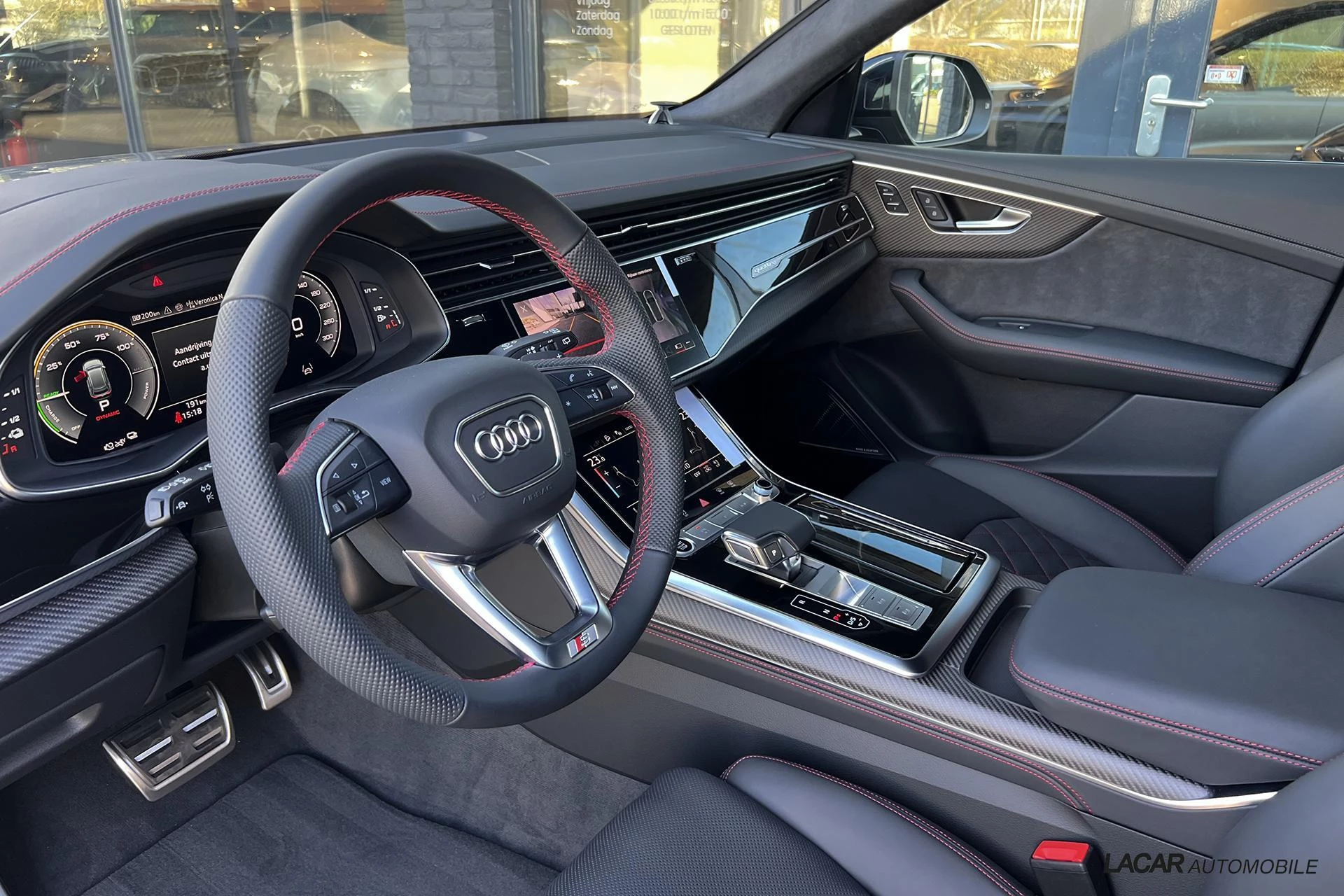 Hoofdafbeelding Audi Q8