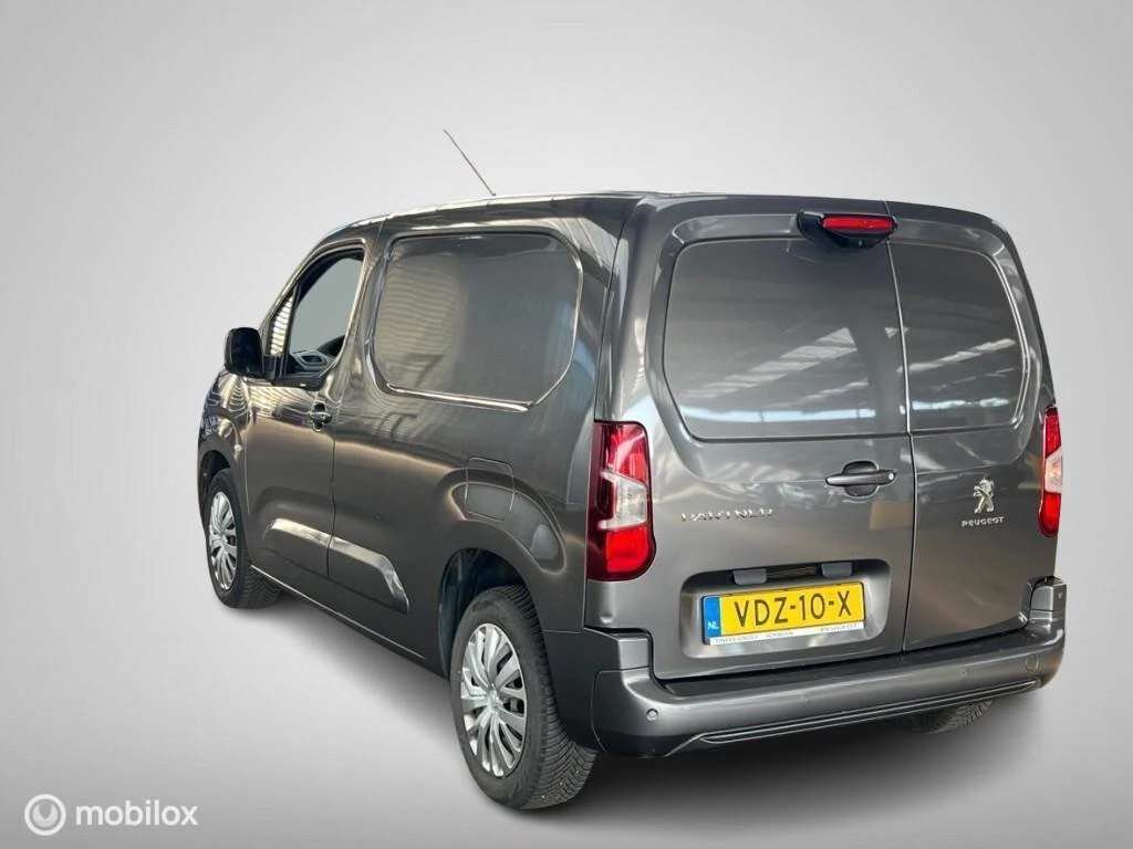 Hoofdafbeelding Peugeot Partner