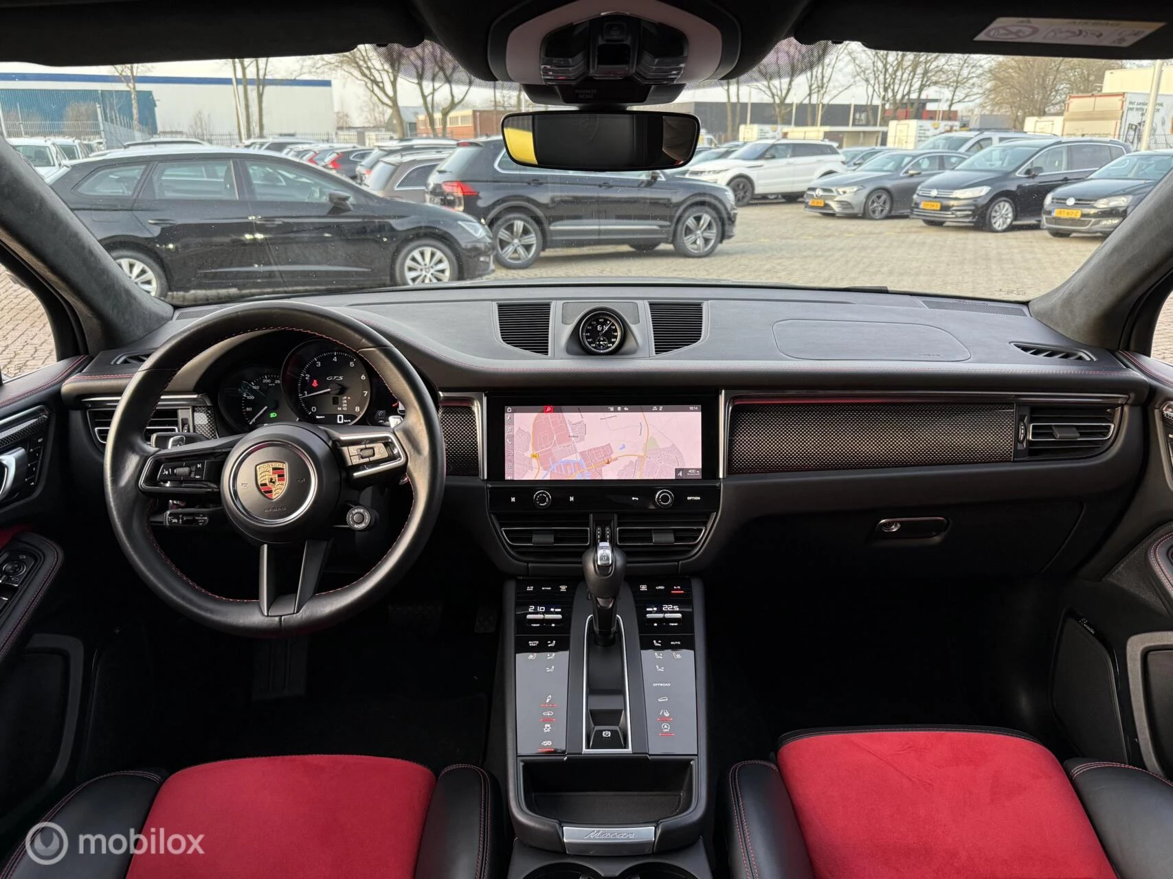 Hoofdafbeelding Porsche Macan