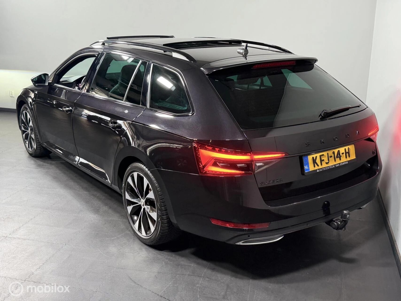 Hoofdafbeelding Škoda Superb