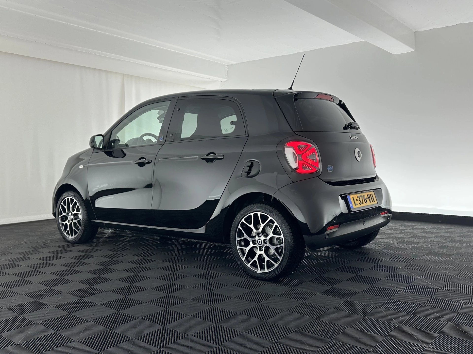 Hoofdafbeelding Smart Forfour