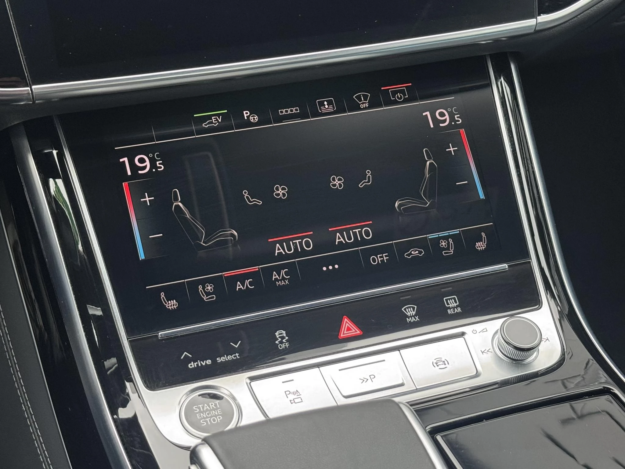 Hoofdafbeelding Audi A8