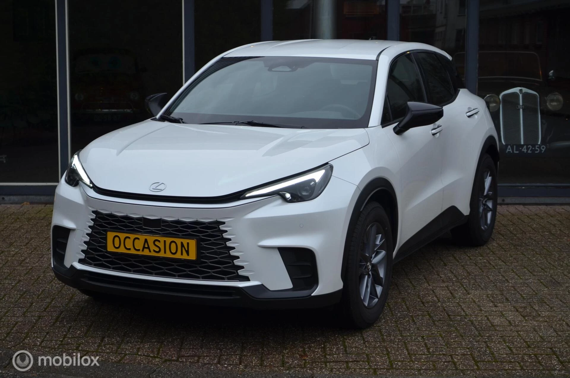 Hoofdafbeelding Lexus LBX