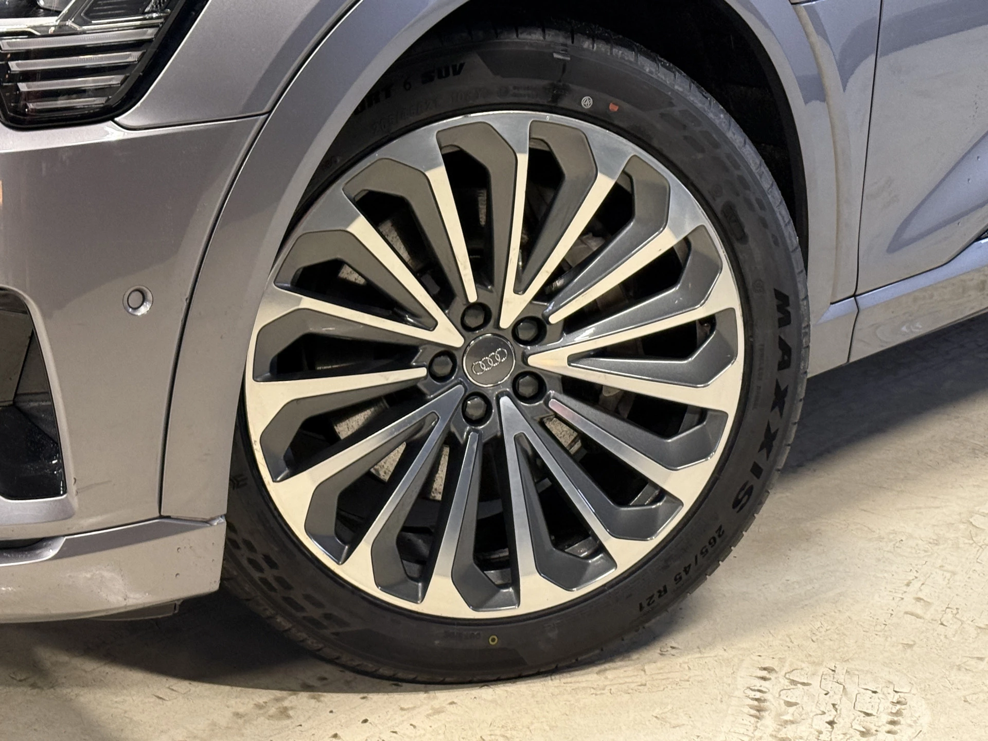 Hoofdafbeelding Audi e-tron