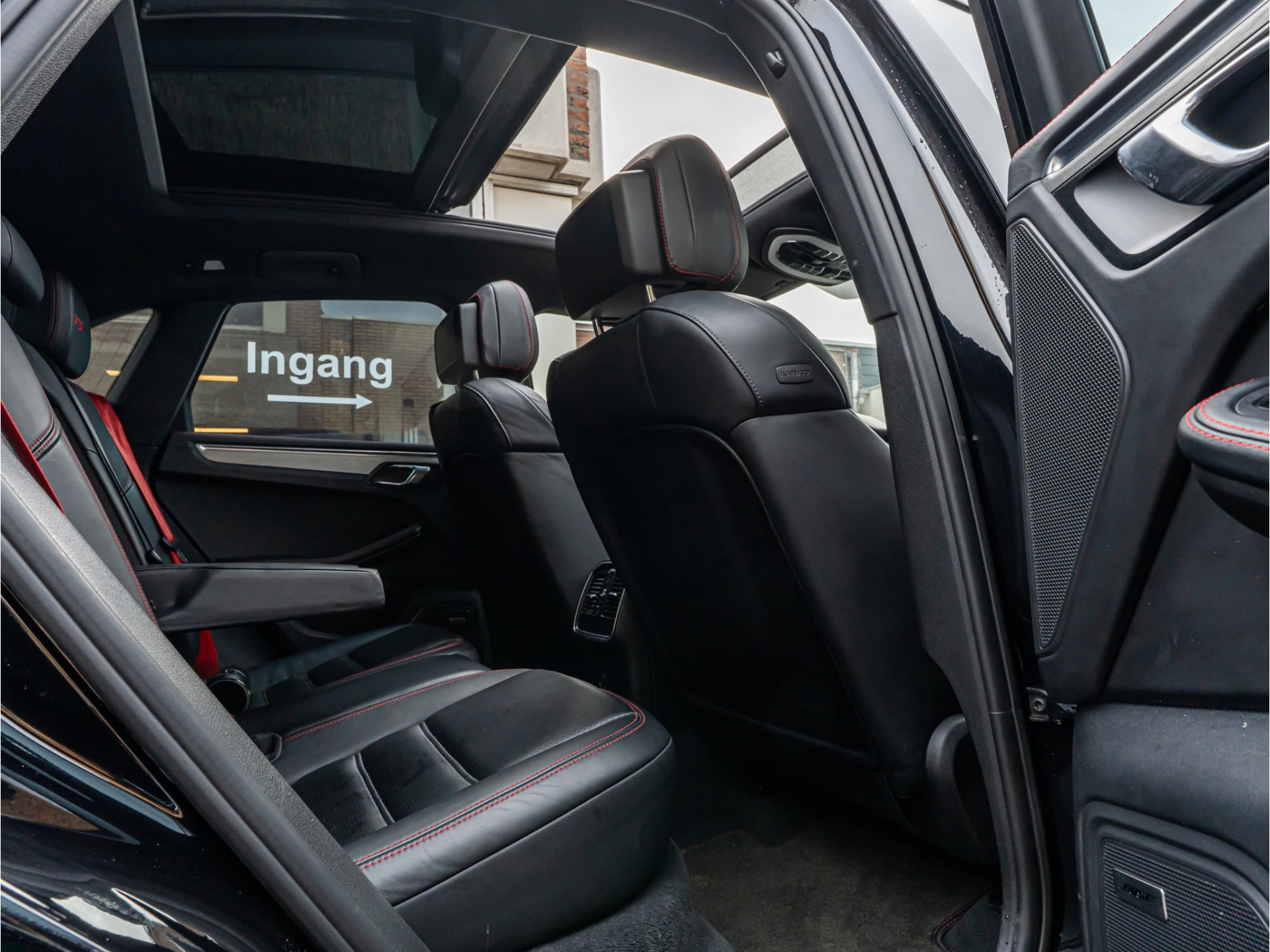 Hoofdafbeelding Porsche Macan