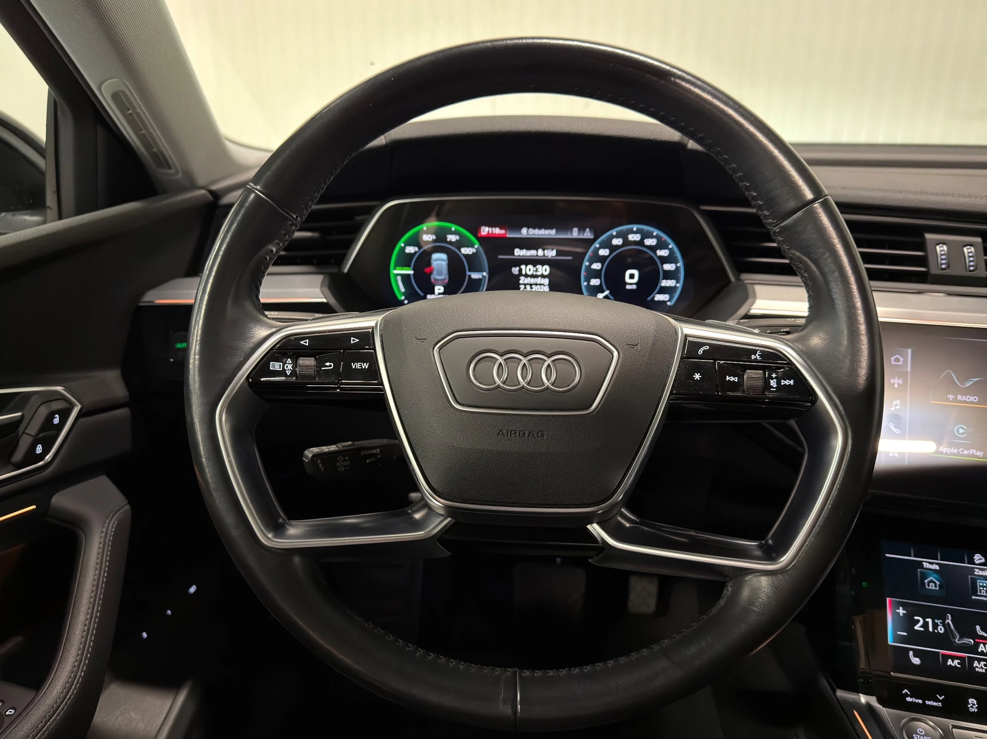 Hoofdafbeelding Audi e-tron