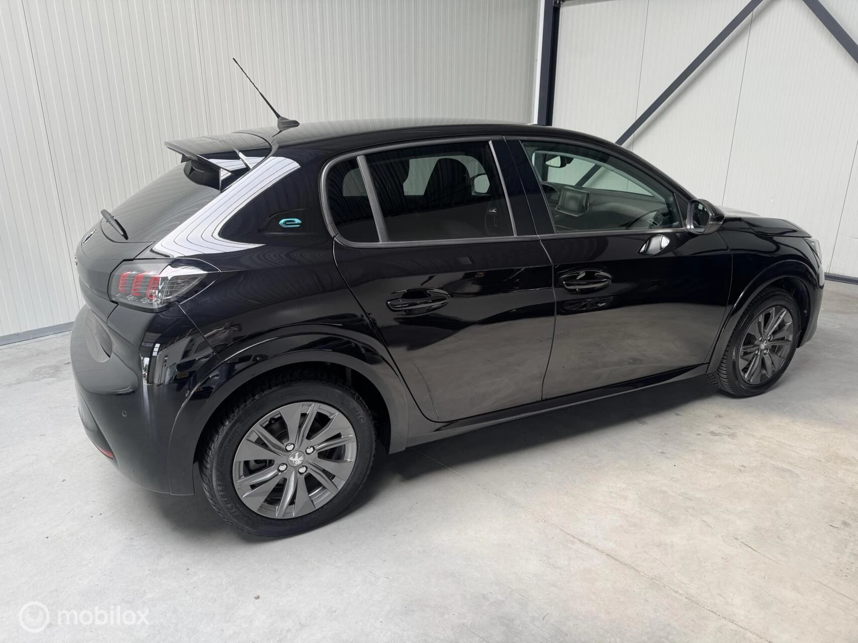 Hoofdafbeelding Peugeot e-208