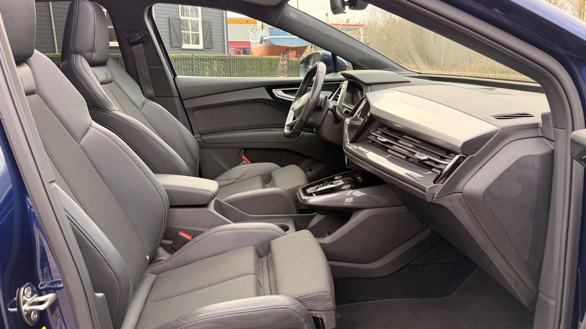 Hoofdafbeelding Audi Q4 e-tron