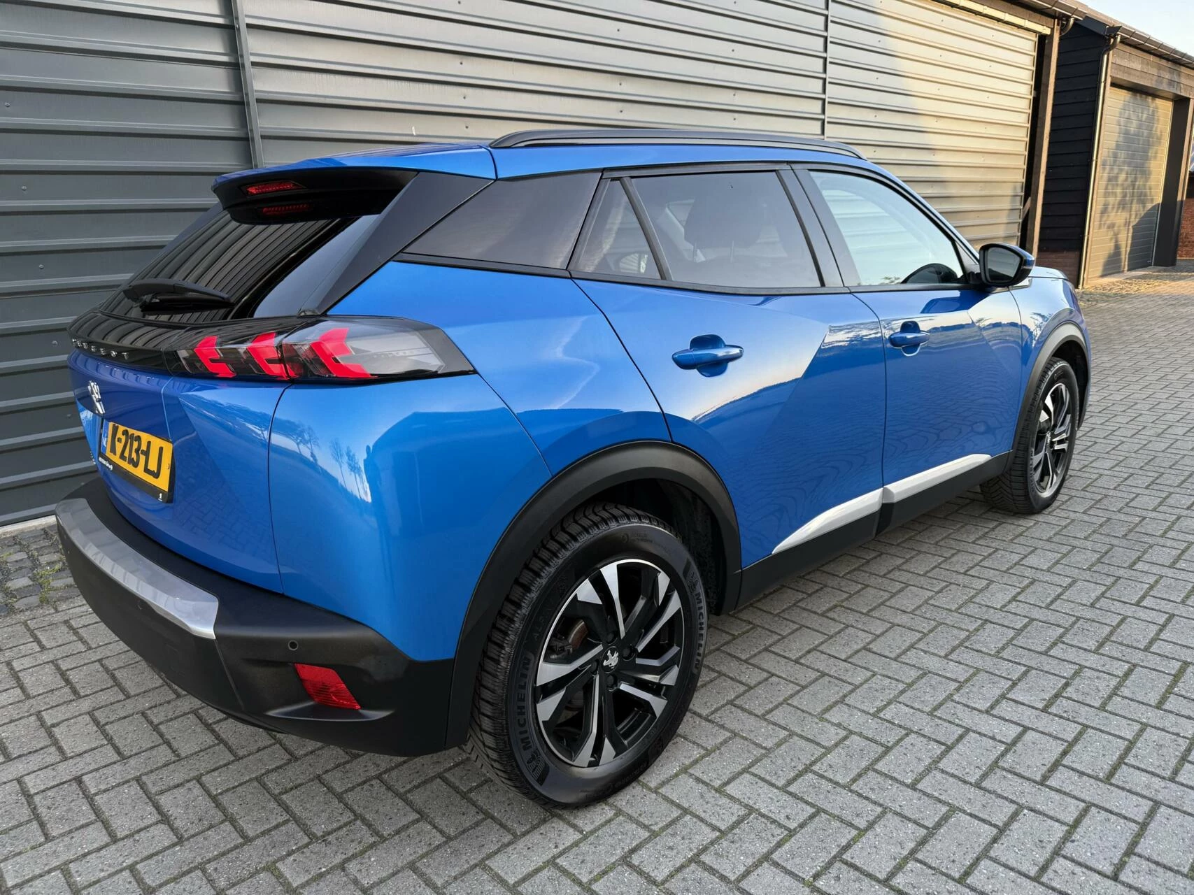 Hoofdafbeelding Peugeot e-2008