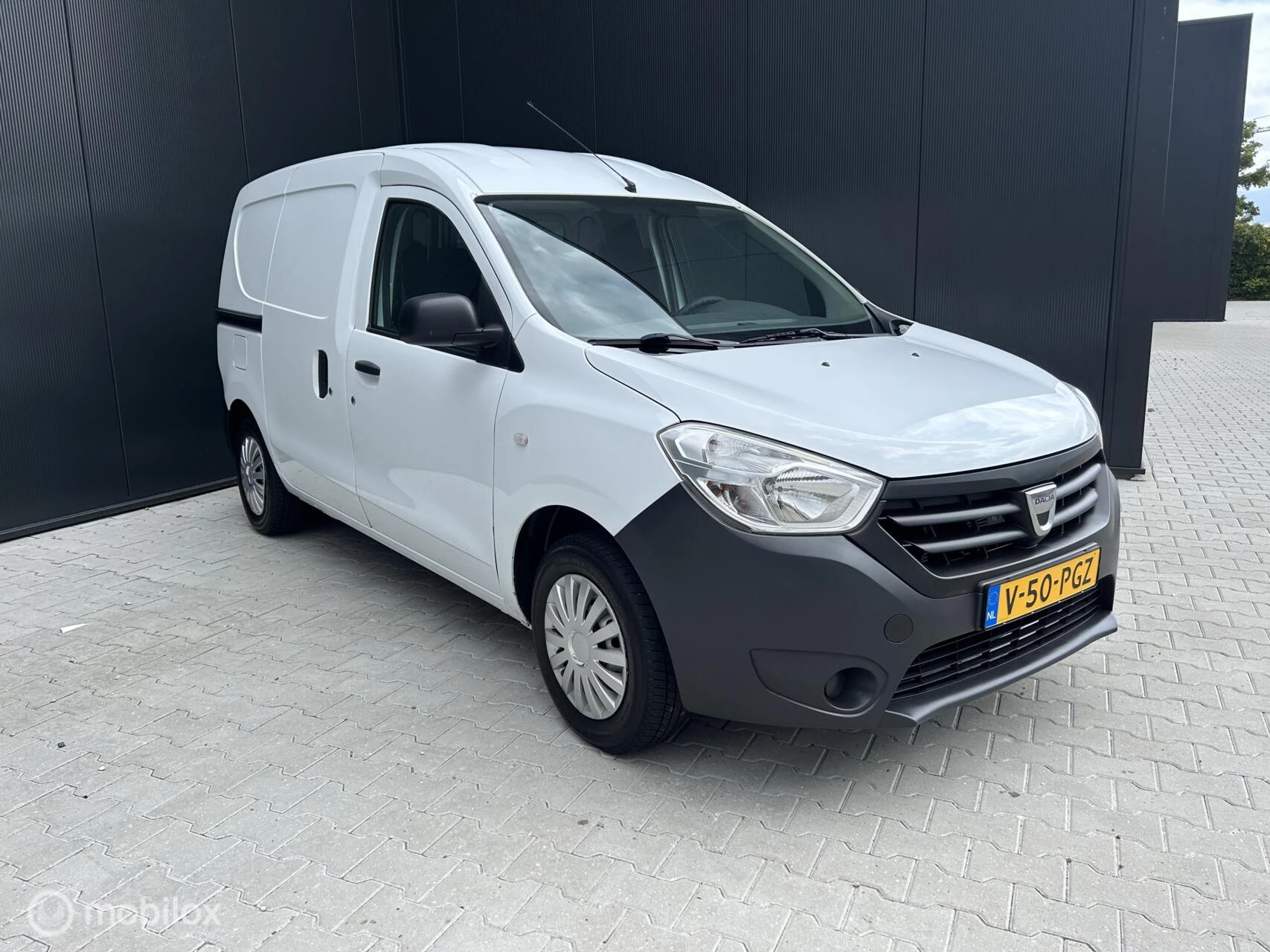 Hoofdafbeelding Dacia Dokker