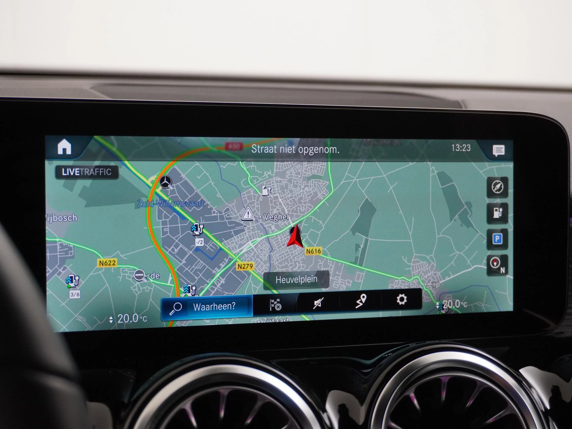 Hoofdafbeelding Mercedes-Benz EQB
