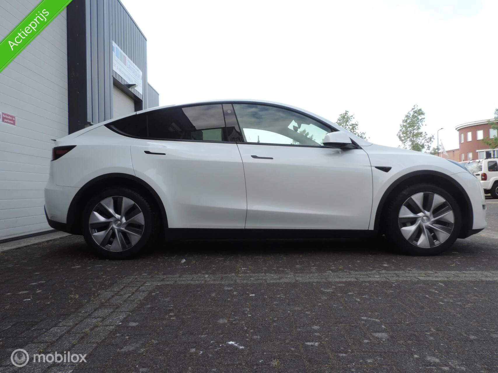 Hoofdafbeelding Tesla Model Y