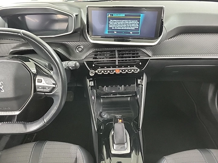 Hoofdafbeelding Peugeot e-2008