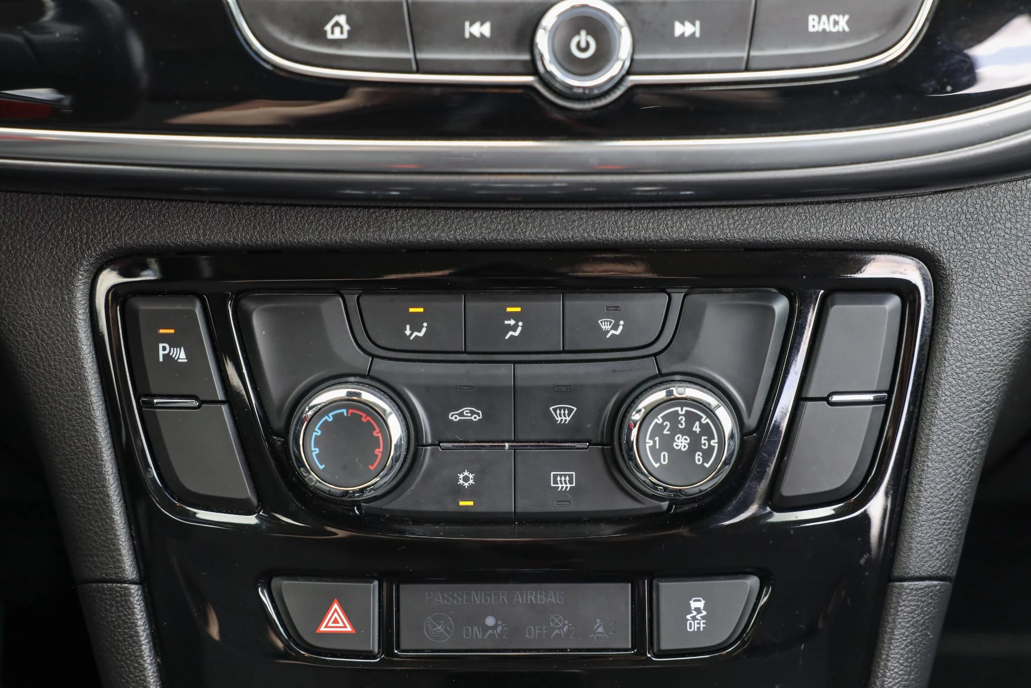 Hoofdafbeelding Opel Mokka X