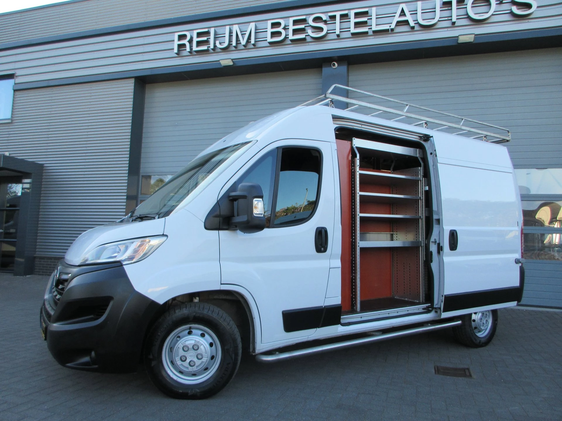 Hoofdafbeelding Opel Movano