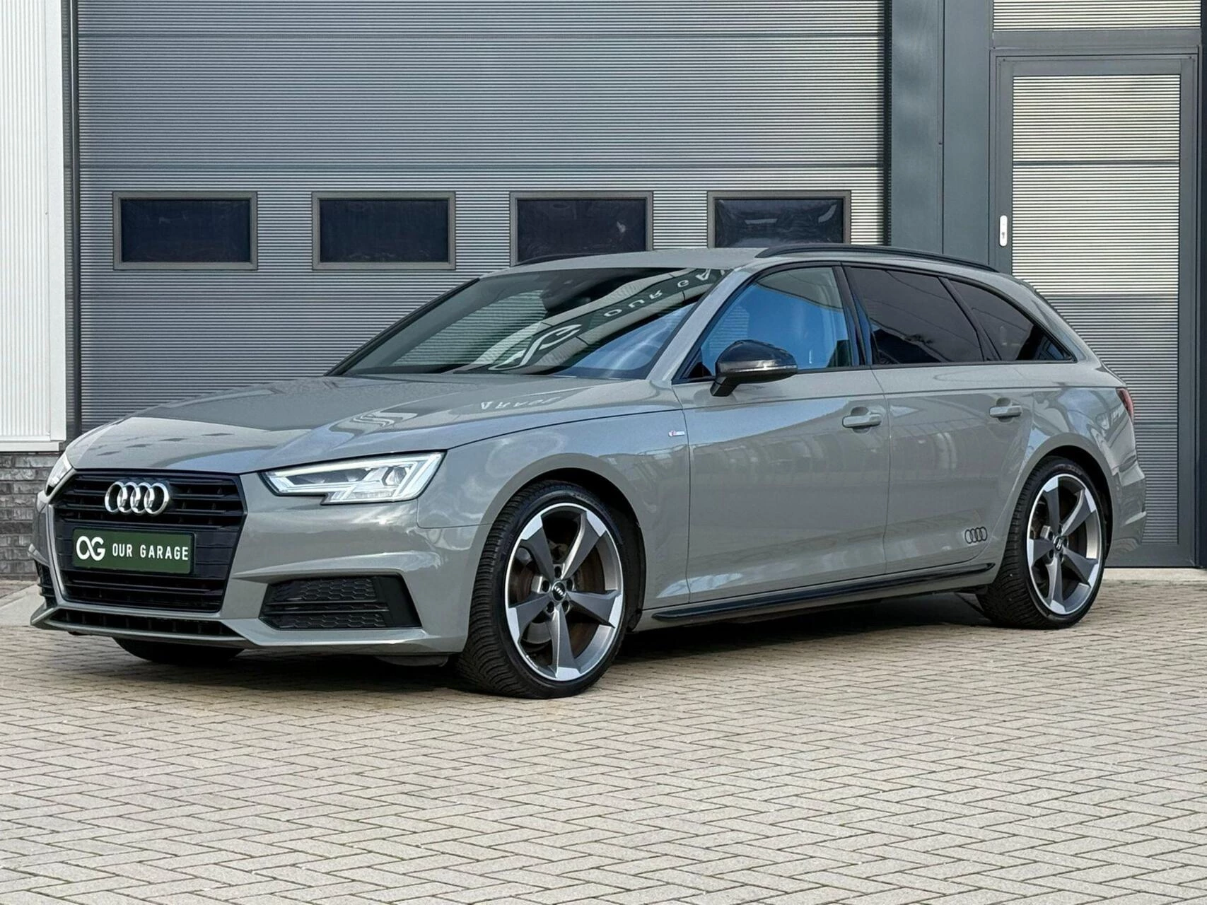 Hoofdafbeelding Audi A4