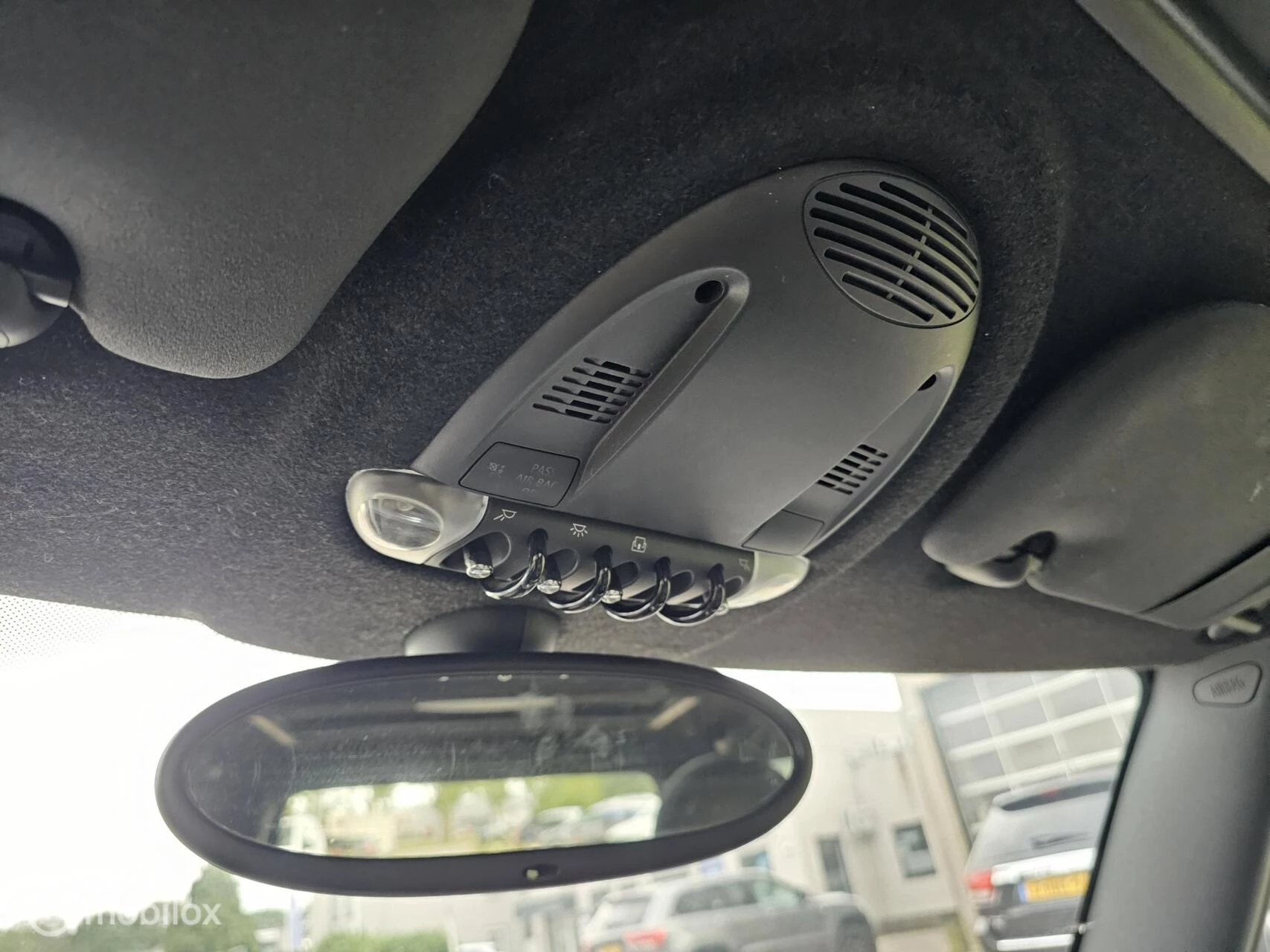 Hoofdafbeelding MINI One