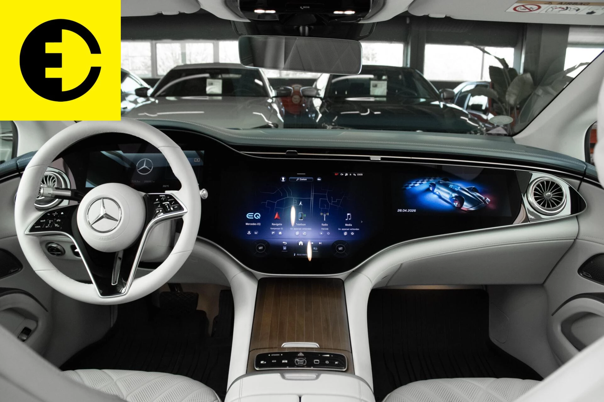 Hoofdafbeelding Mercedes-Benz EQS