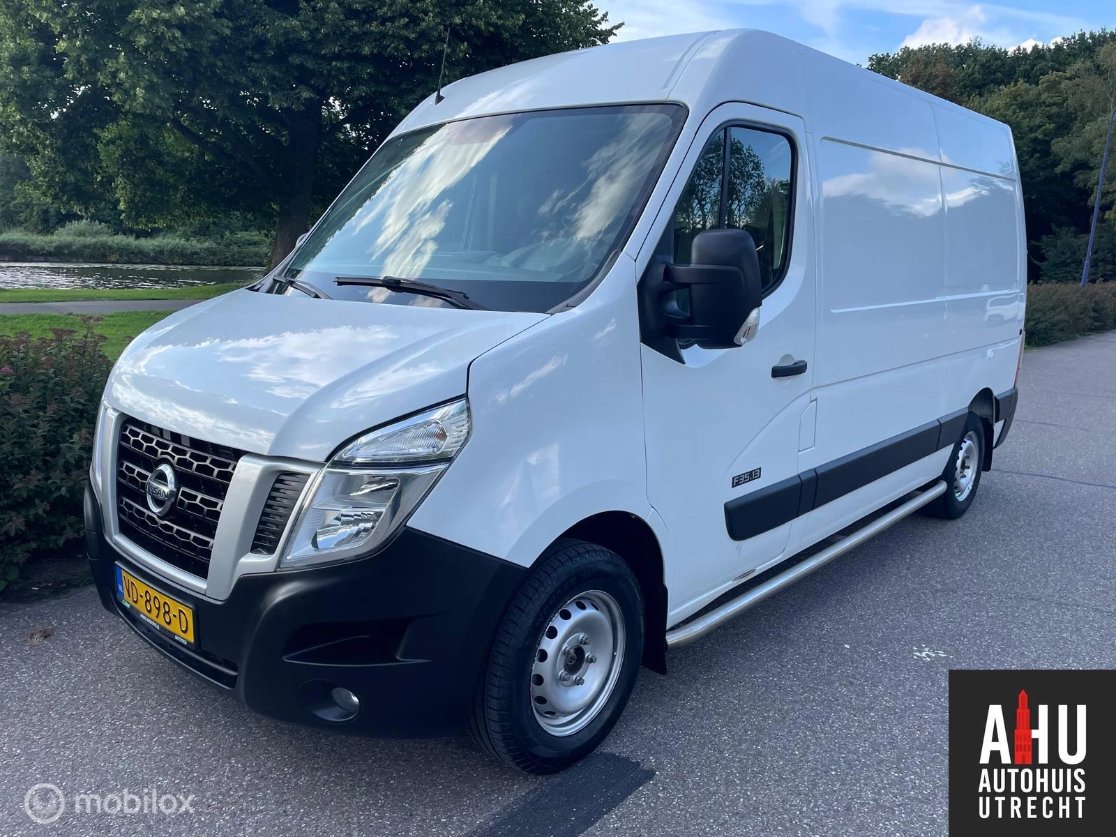 Hoofdafbeelding Nissan NV400