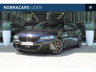BMW 5 Serie 520e High Exectuve M Sport Automaat / Schuif-kanteldak / Active Steering / Achteruitrijcamera / Laserlight / Active Steering / Comfort Access / Stoelverwarming / Parking Assistant / Head-Up / Live Cockpit Professional