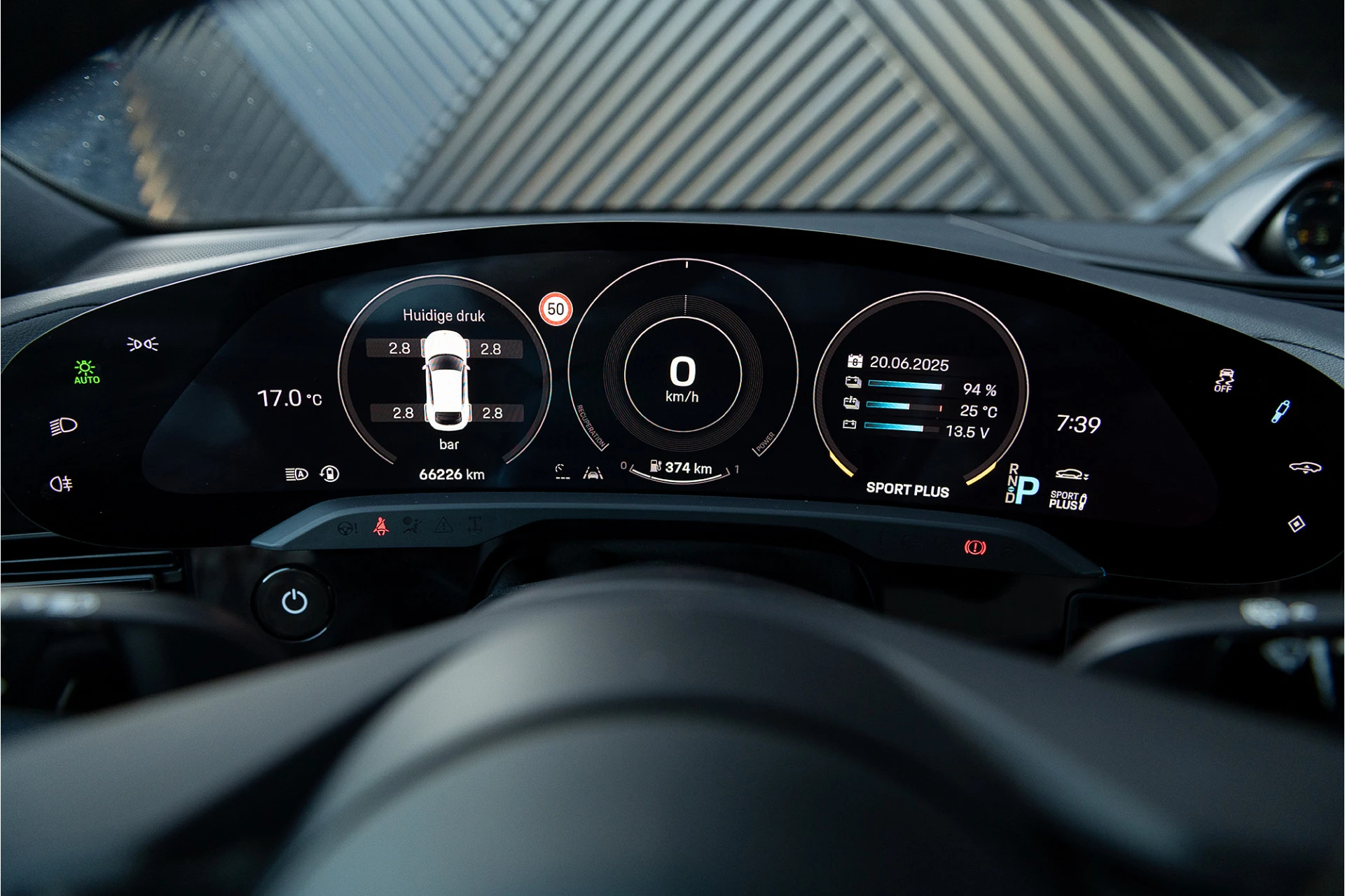 Hoofdafbeelding Porsche Taycan