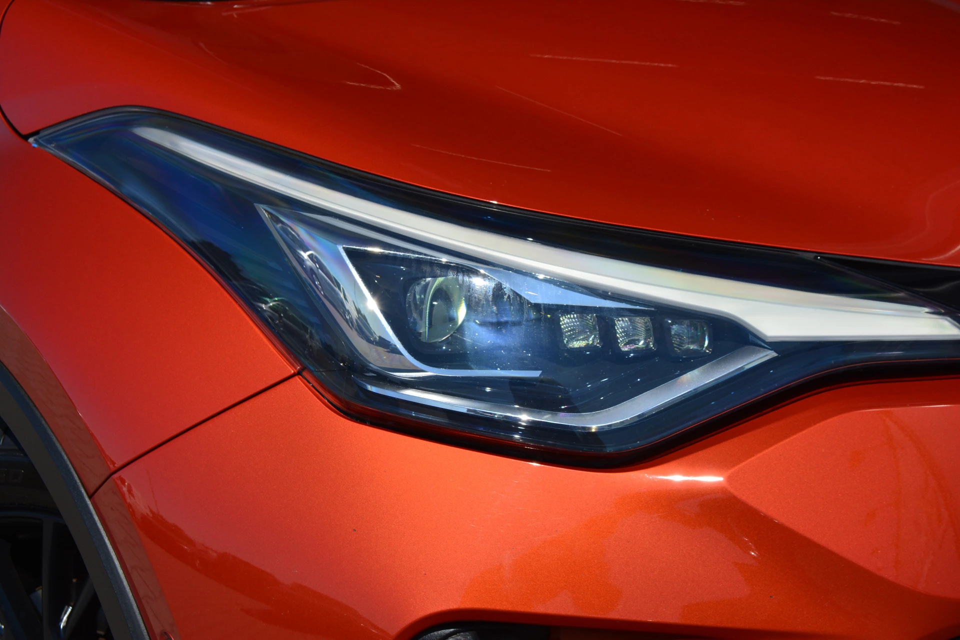 Hoofdafbeelding Toyota C-HR