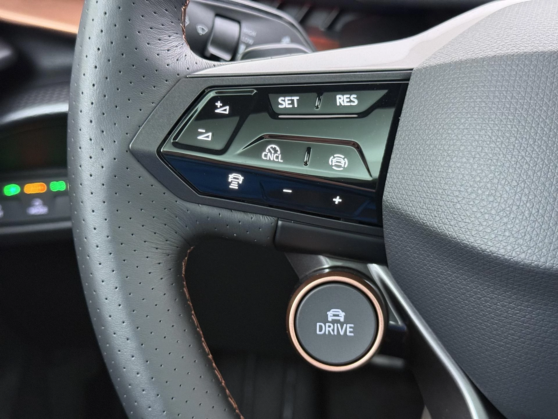 Hoofdafbeelding CUPRA Tavascan