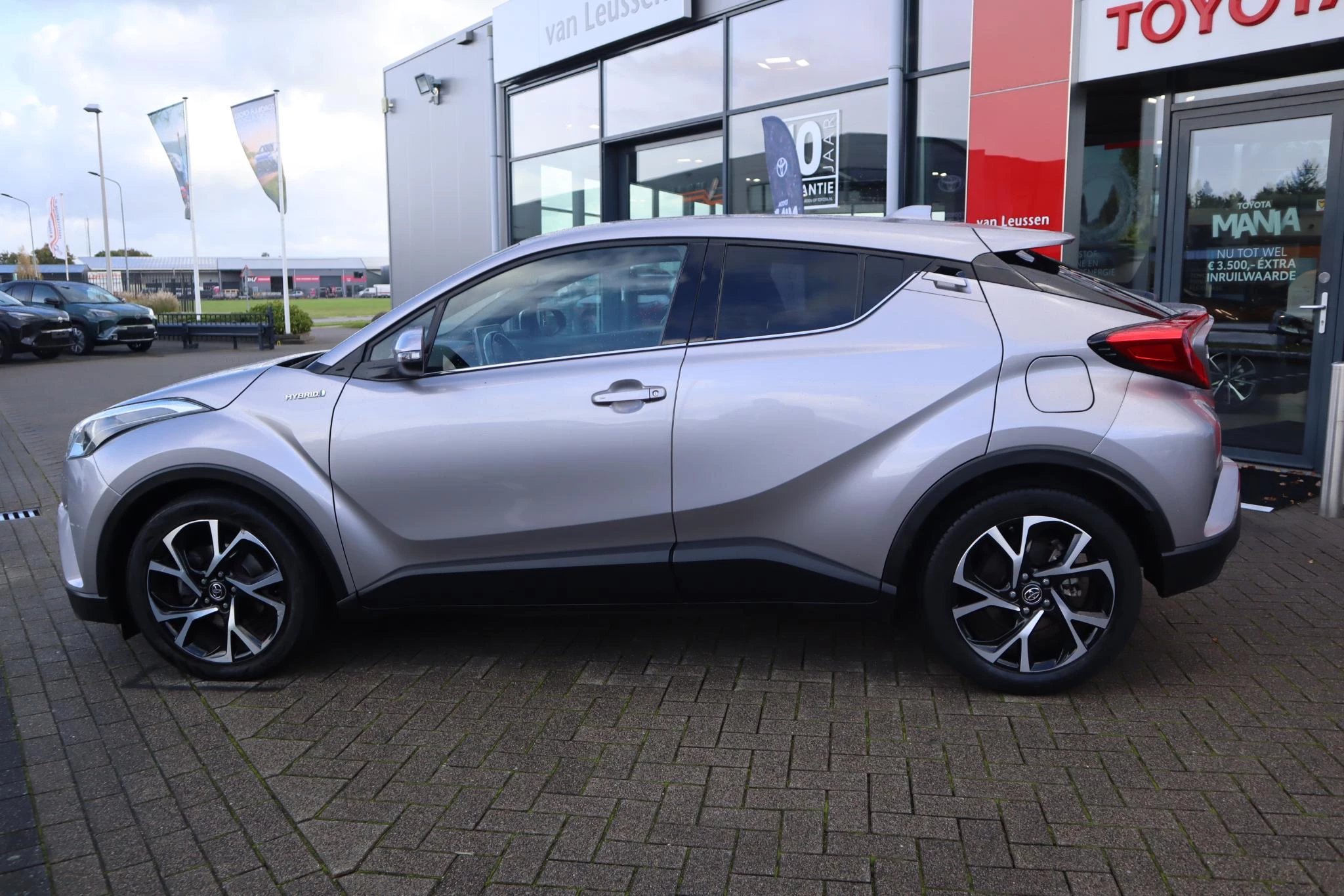 Hoofdafbeelding Toyota C-HR
