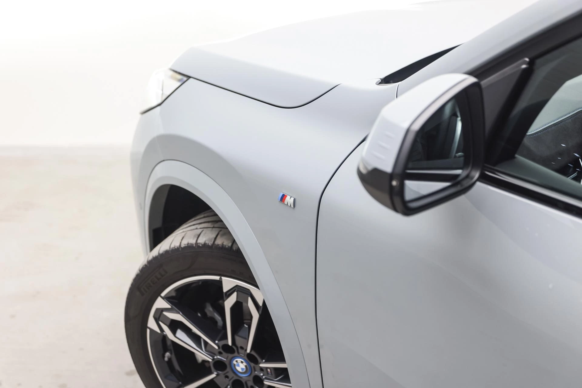 Hoofdafbeelding BMW iX2