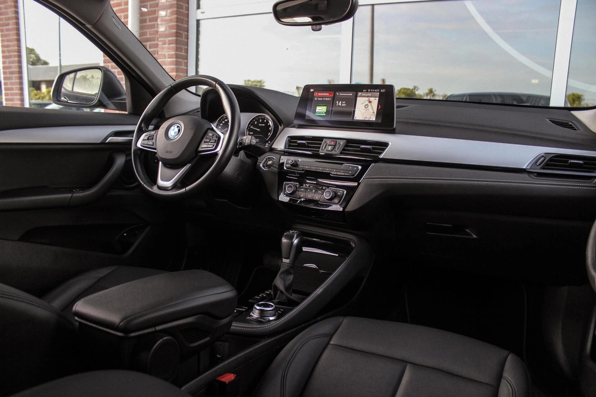 Hoofdafbeelding BMW X2