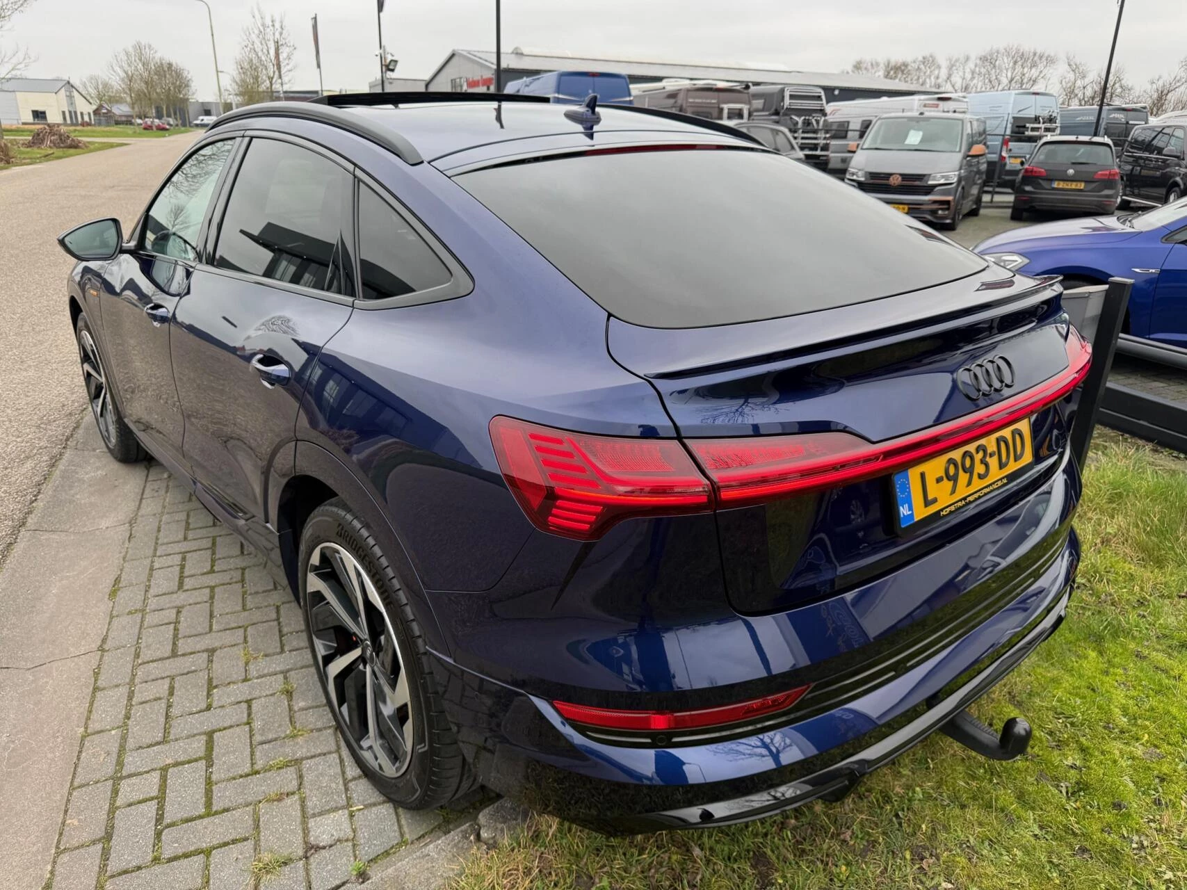 Hoofdafbeelding Audi e-tron