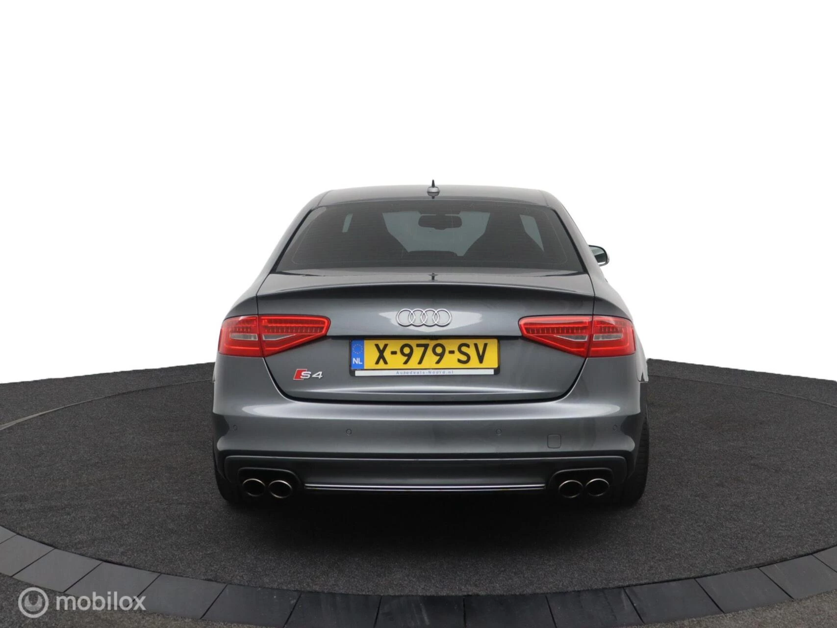Hoofdafbeelding Audi S4