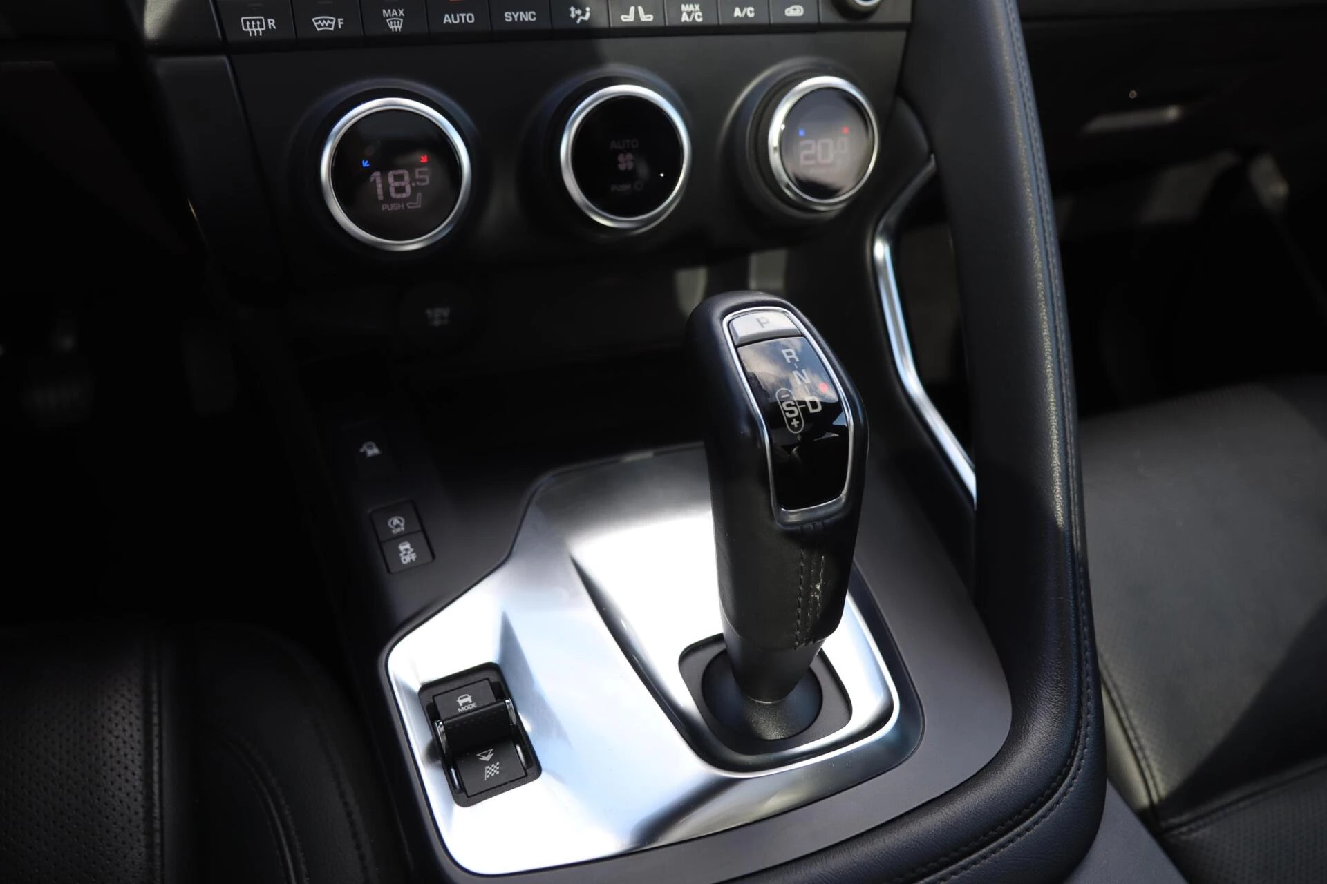 Hoofdafbeelding Jaguar E-PACE