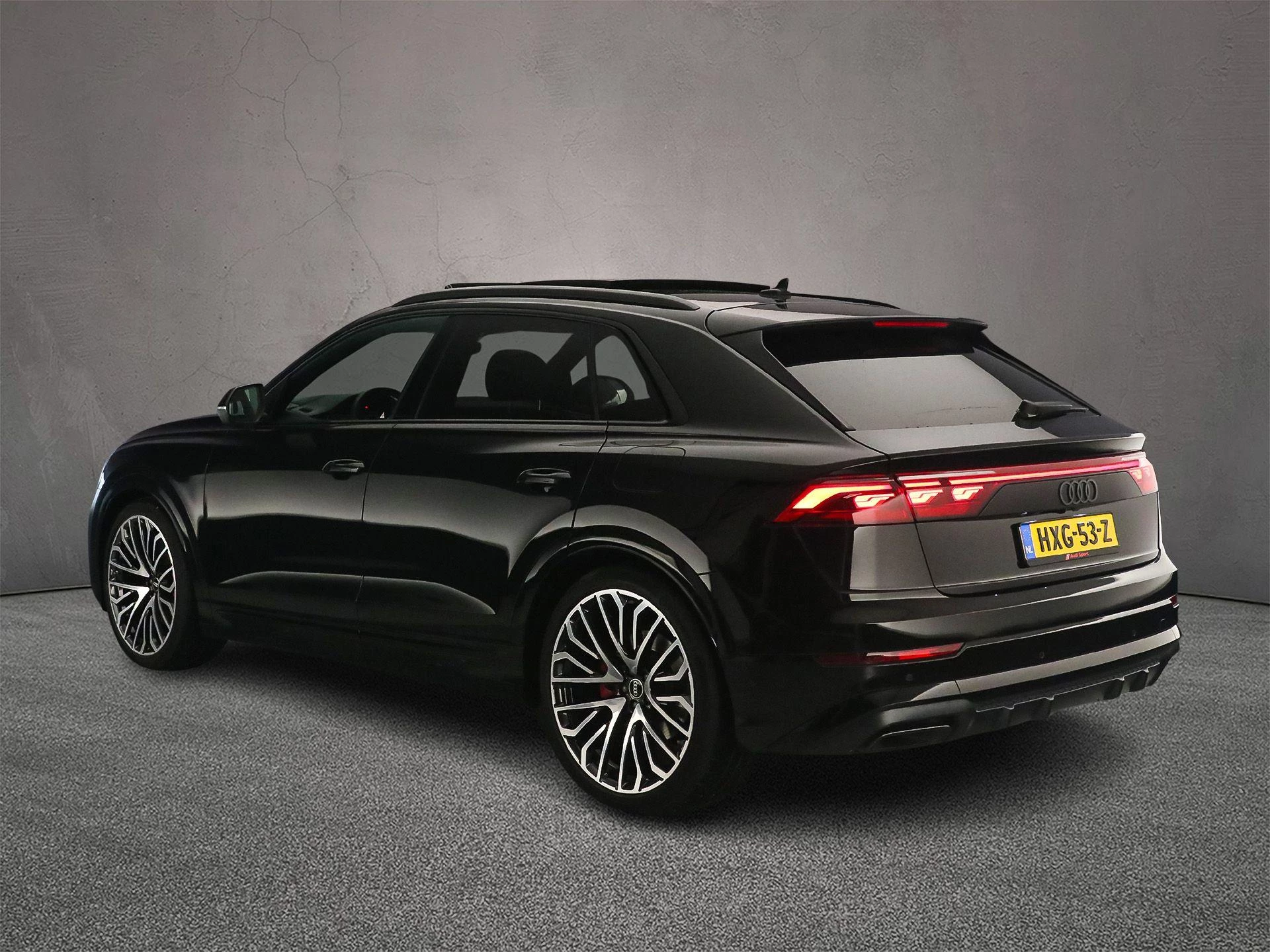 Hoofdafbeelding Audi Q8
