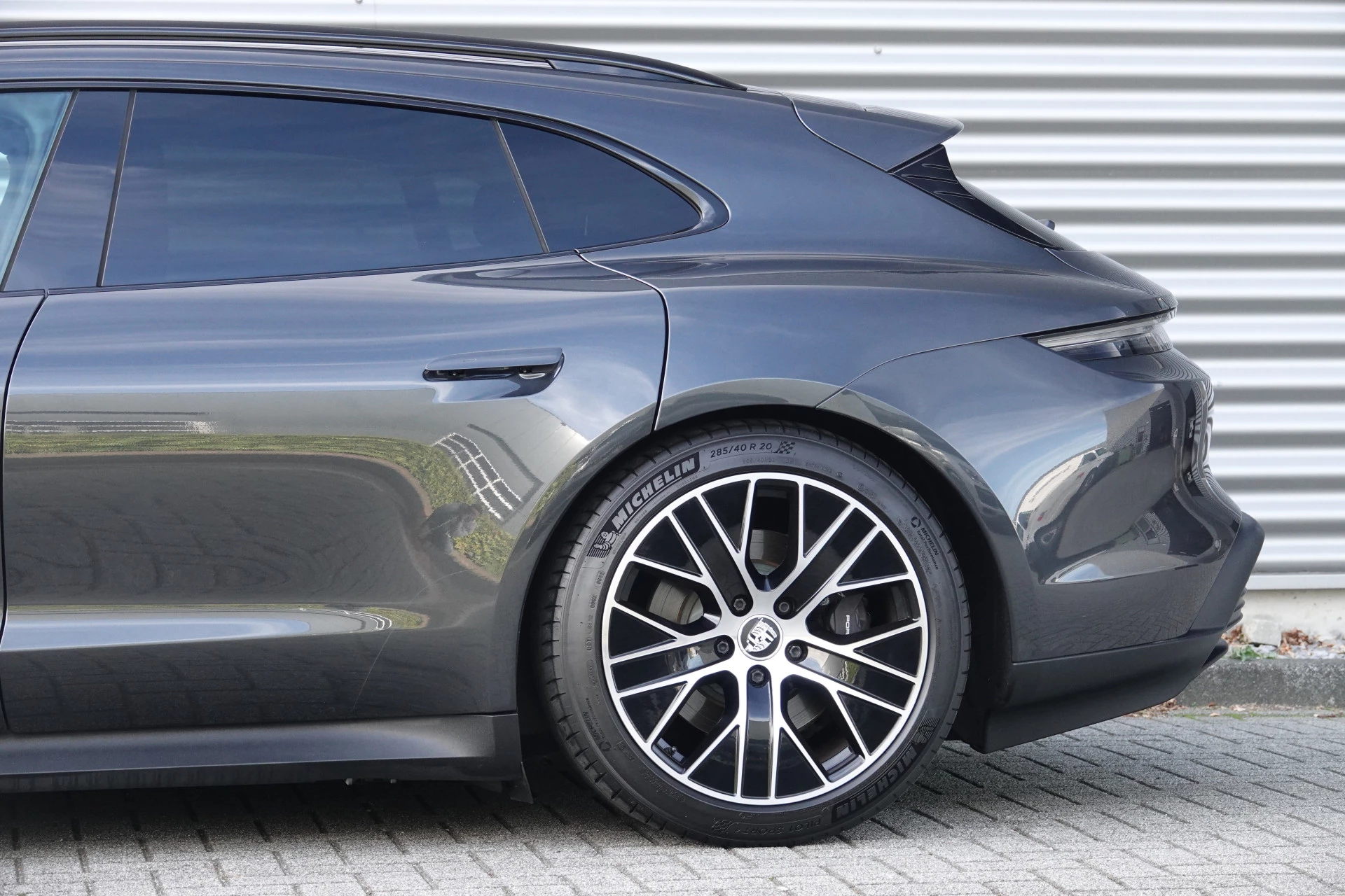 Hoofdafbeelding Porsche Taycan
