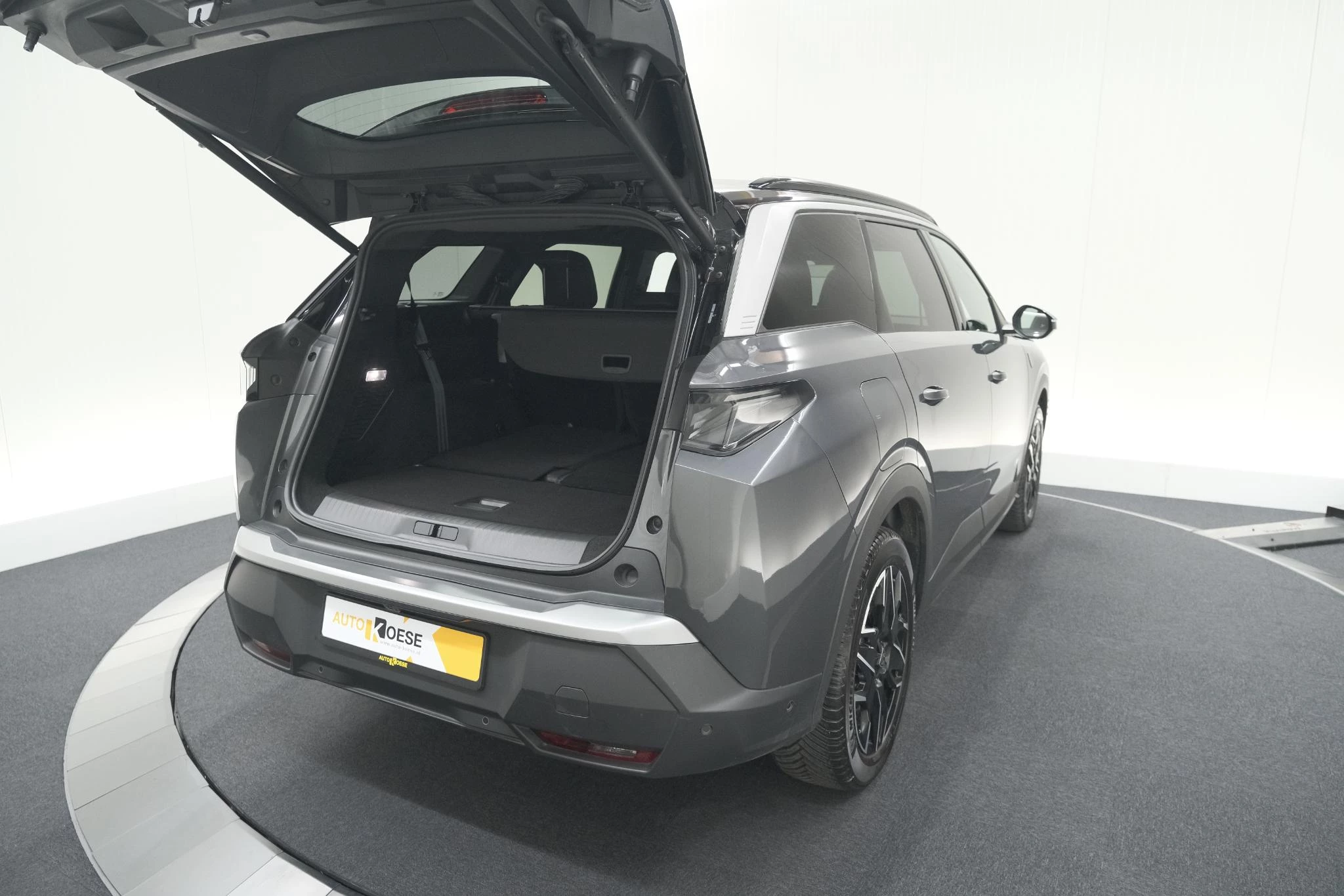 Hoofdafbeelding Peugeot 5008