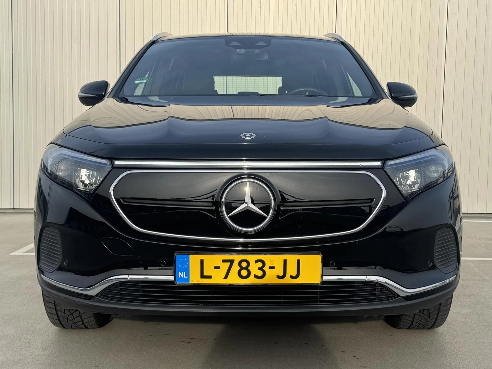Hoofdafbeelding Mercedes-Benz EQA