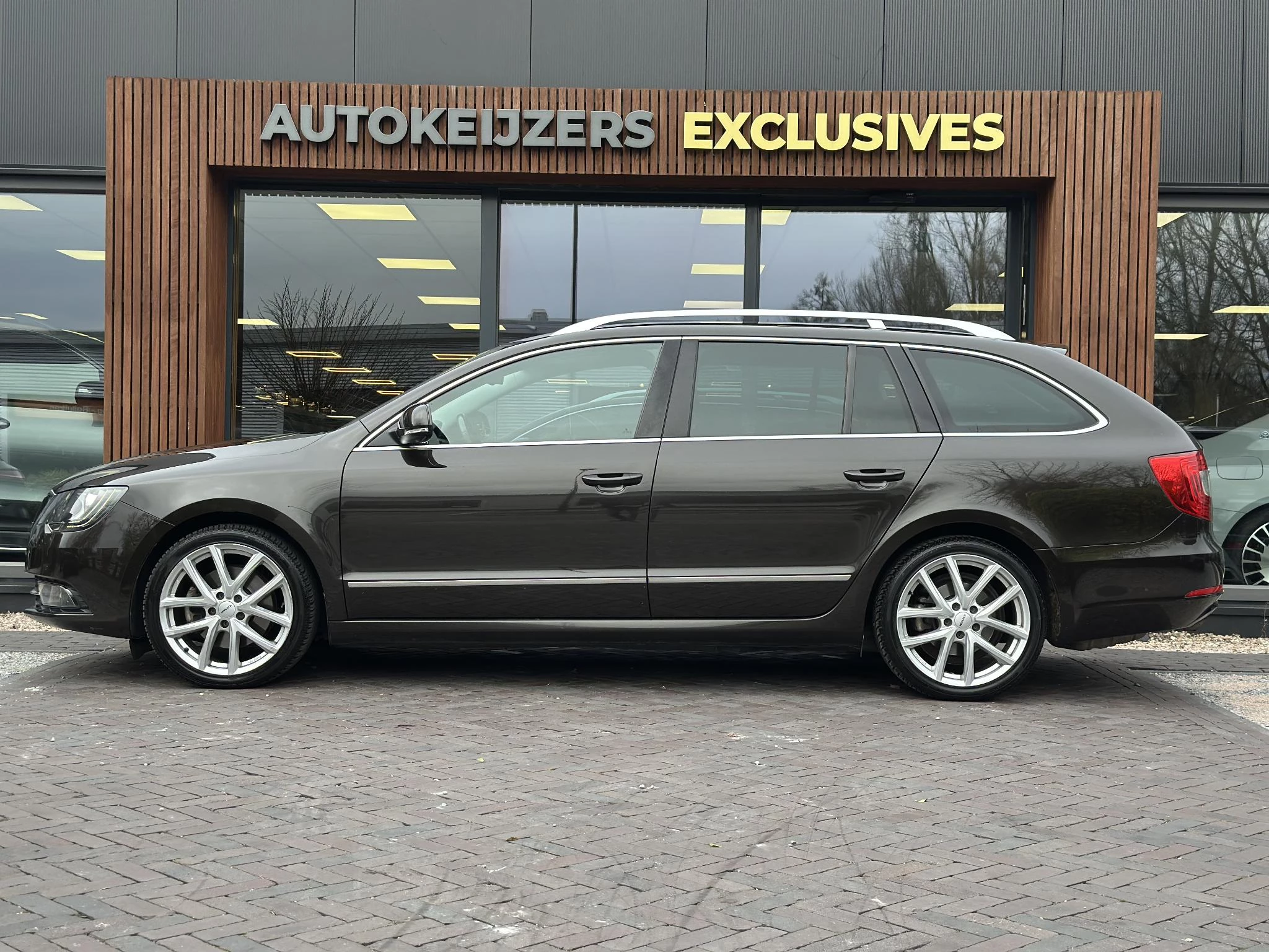 Hoofdafbeelding Škoda Superb