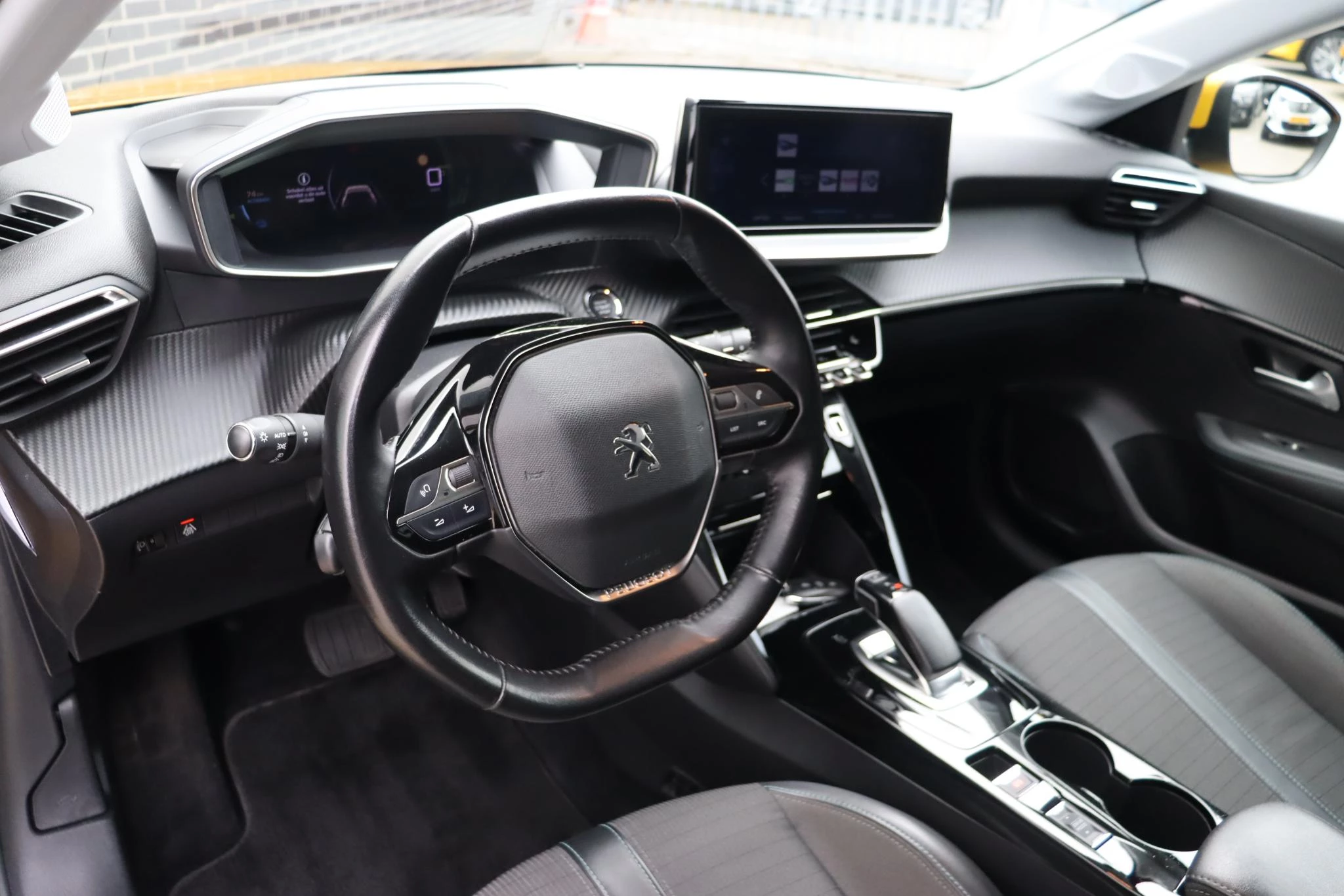 Hoofdafbeelding Peugeot e-208