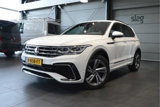 Volkswagen Tiguan 1.5 TSI 2X R-LINE navi clima cruise camera pdc 19 inch 150 pk !!