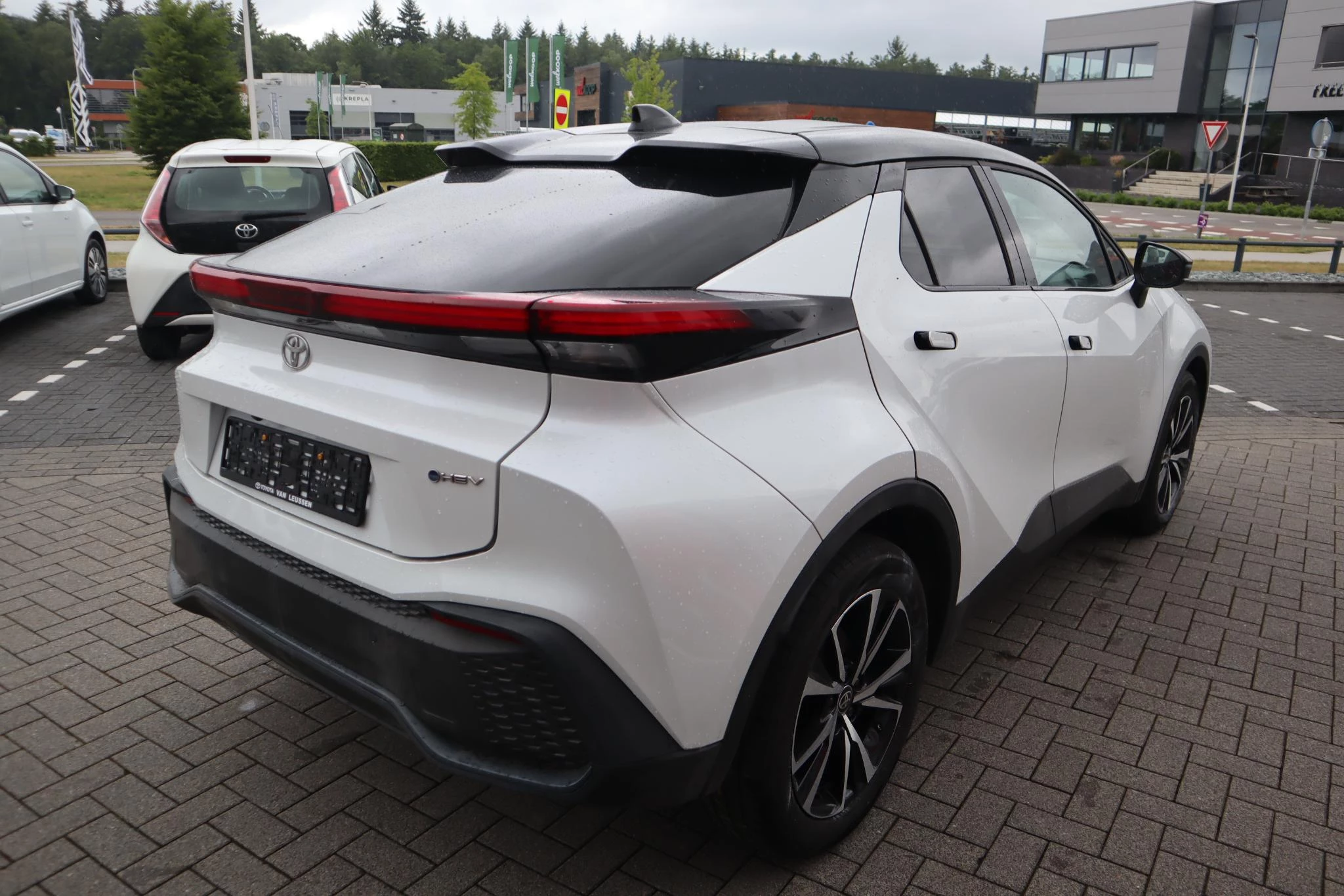 Hoofdafbeelding Toyota C-HR