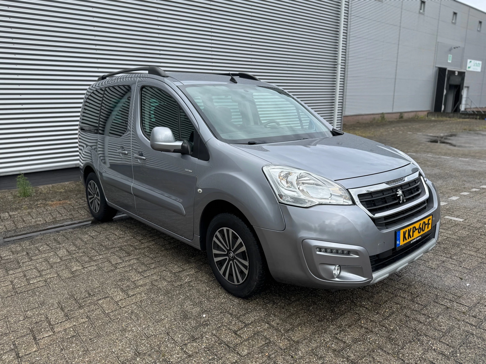 Hoofdafbeelding Peugeot Partner