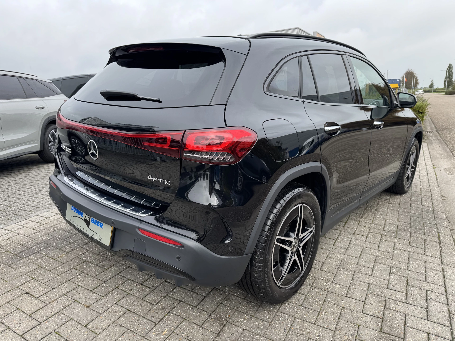 Hoofdafbeelding Mercedes-Benz EQA