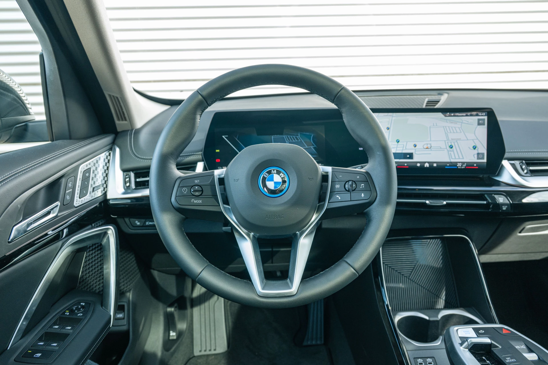 Hoofdafbeelding BMW iX1
