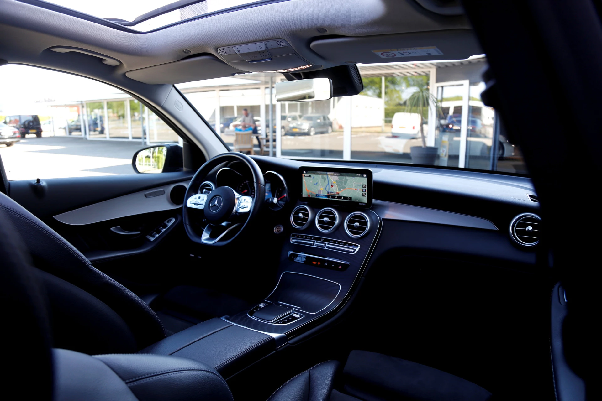 Hoofdafbeelding Mercedes-Benz GLC