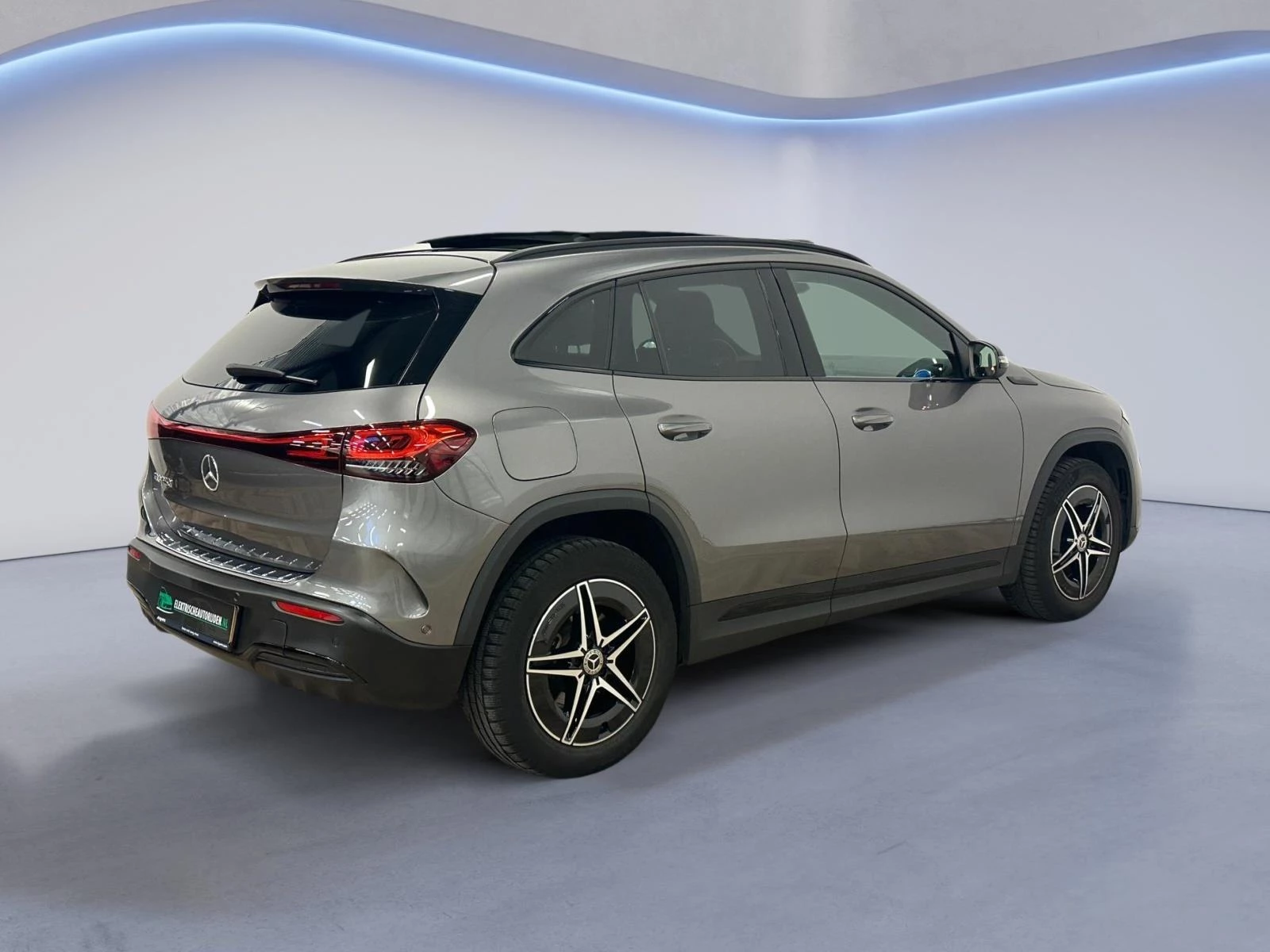 Hoofdafbeelding Mercedes-Benz EQA